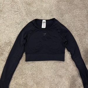 Long sleeve cropped Gymshark Shirt